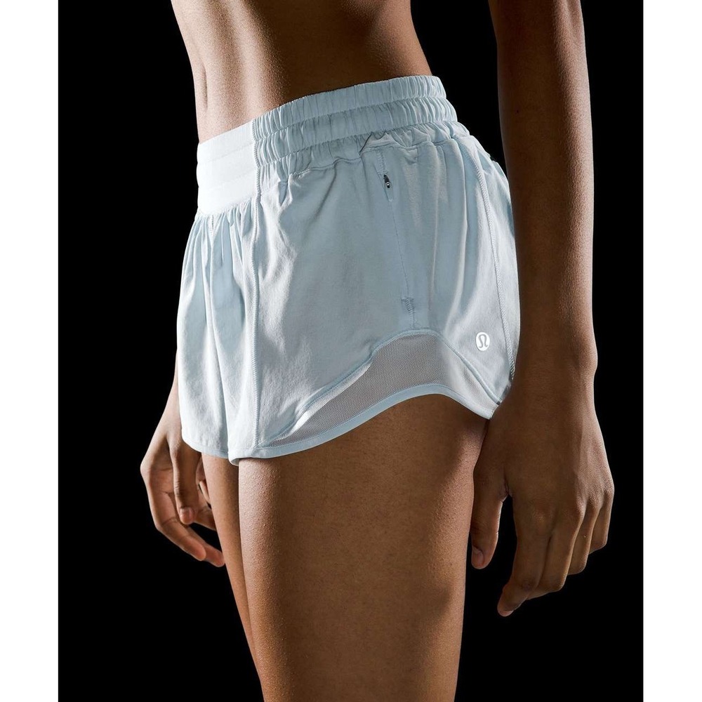 Lululemon Hotty Hot‎ High-Rise Lined Short 2.5 Light Blue LW7AUSR Size 6